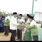 HADIR : Ketua DPD Demokrat Jambi, H. Mashuri menghadiri acara satu abad NU di kecamatan Pelepat Ilir